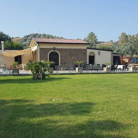 Donna Beatrice مزرعة للإقامة *