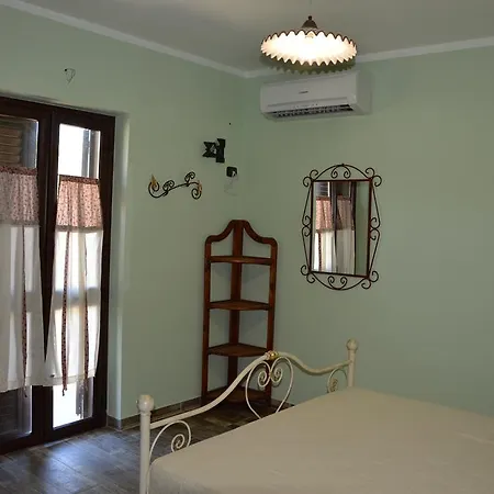 Donna Beatrice Agroturismo Bianco