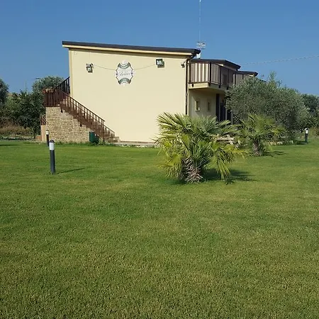 Donna Beatrice Farm stay Bianco